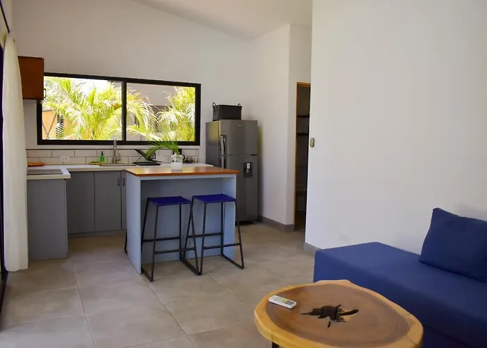 Blue Window Boutique Apartahotel 4*