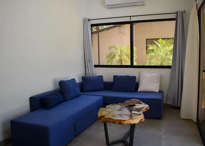 Blue Window Boutique Apartahotel 4*